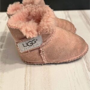 Infant UGG Pink Baby Booties 0–6 Months Smaller (Play Condition)